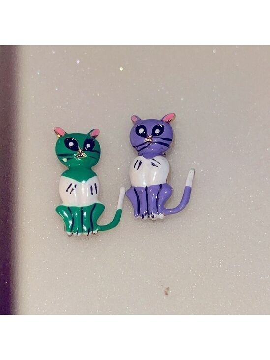 Vintage Jewelry - Vintage Kitty Cat Scatter Pin set of 2 Deadstock